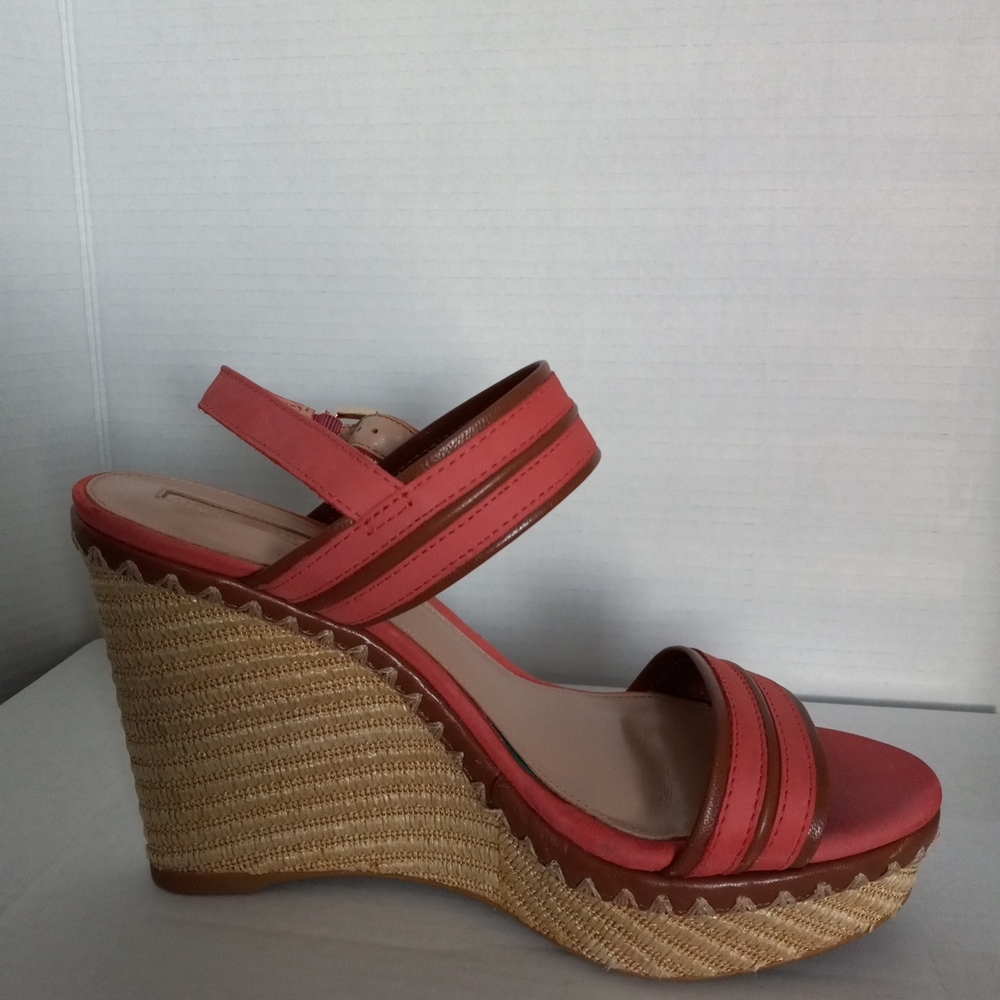 Antonio Melani Coral Wedge Sandals Size 9